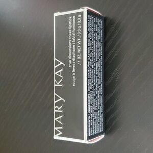 Mary Kay True Dimensions Lipstick-New